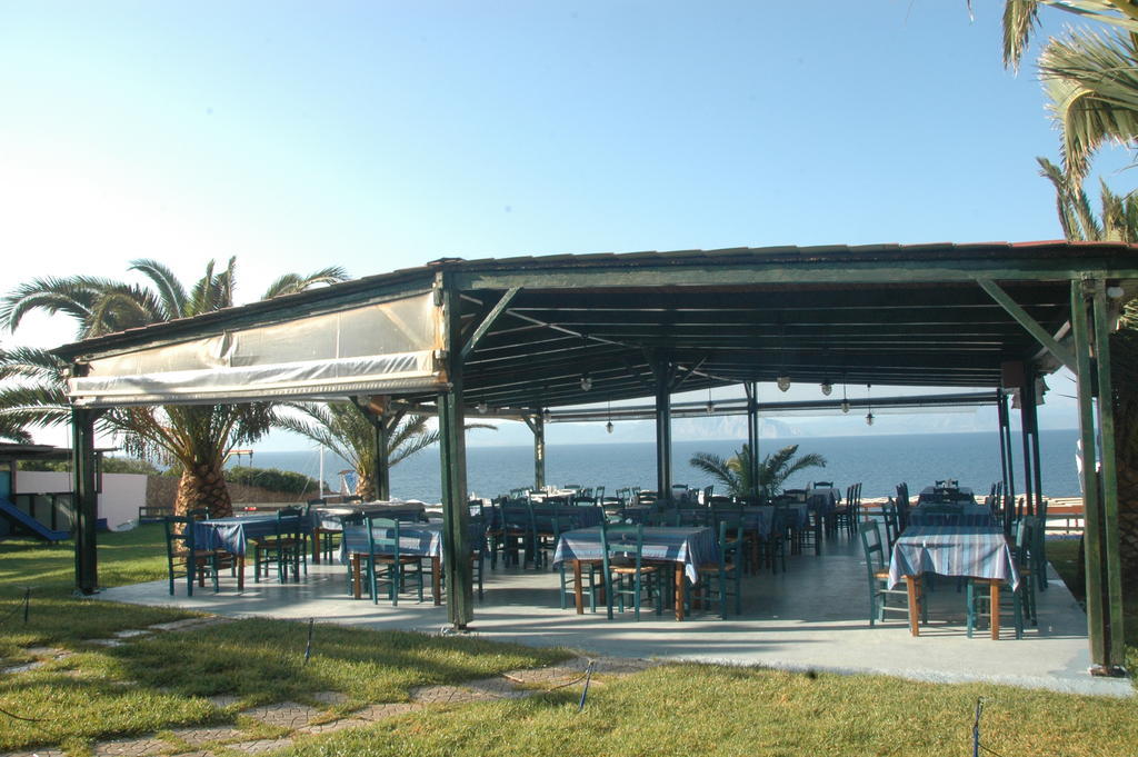 Koralli Beach Niforeika Extérieur photo
