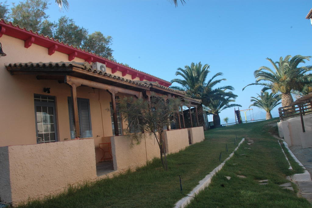 Koralli Beach Niforeika Extérieur photo